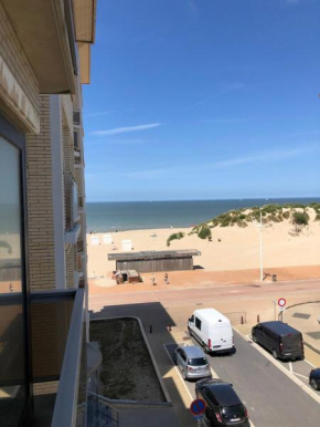 Two bedroom apartment with side sea view